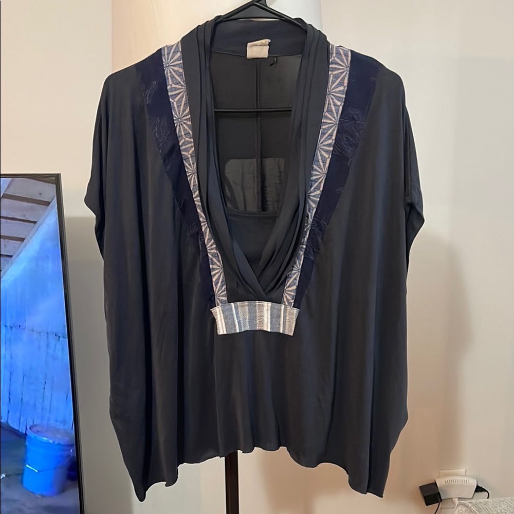 Anthropologie Black asian inspired top by Akemi + Kin